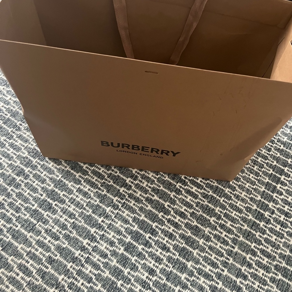 Burberry Large shopping bag